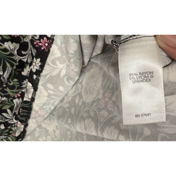 J. Jill Wearever Collection Dress‎ Womans Sz M Black Floral Trapeze Stretch - Picture 4 of 6